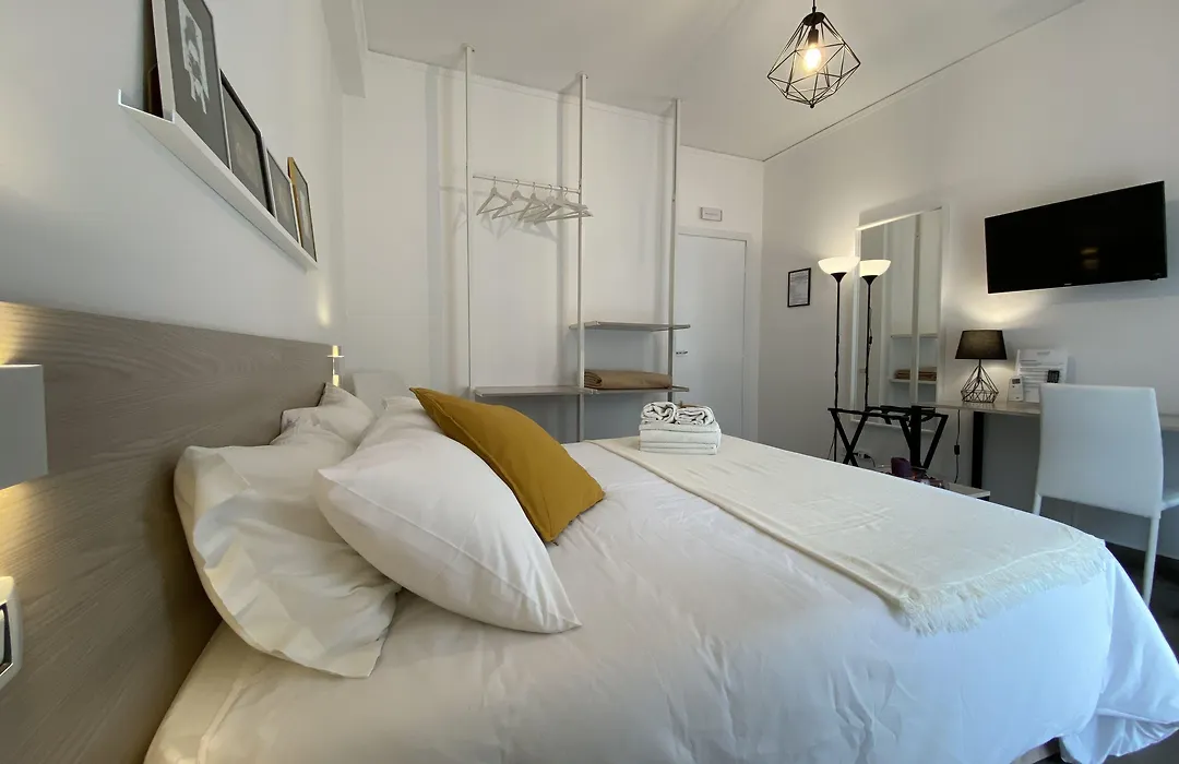 Ma&Mi Light Rooms-1